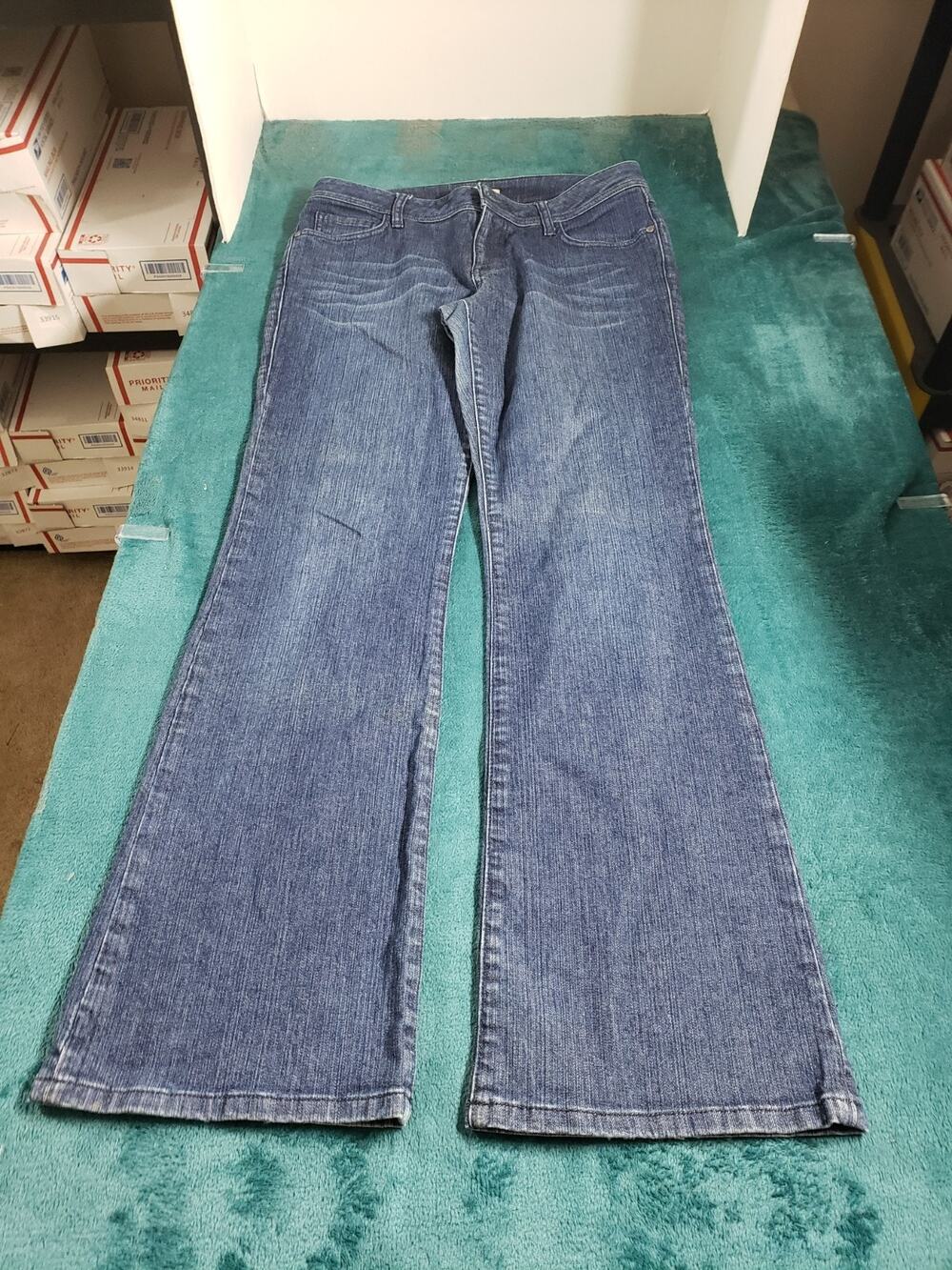 Cabi Jeans Size 8 Womens Blue Pants Ladies Mid Rise Flared Bootcut Wide Leg